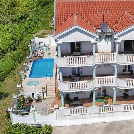Apartments Villa Happy Mrcevac 外观 照片