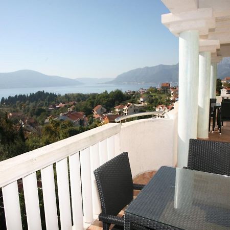 Apartments Villa Happy Mrcevac 外观 照片