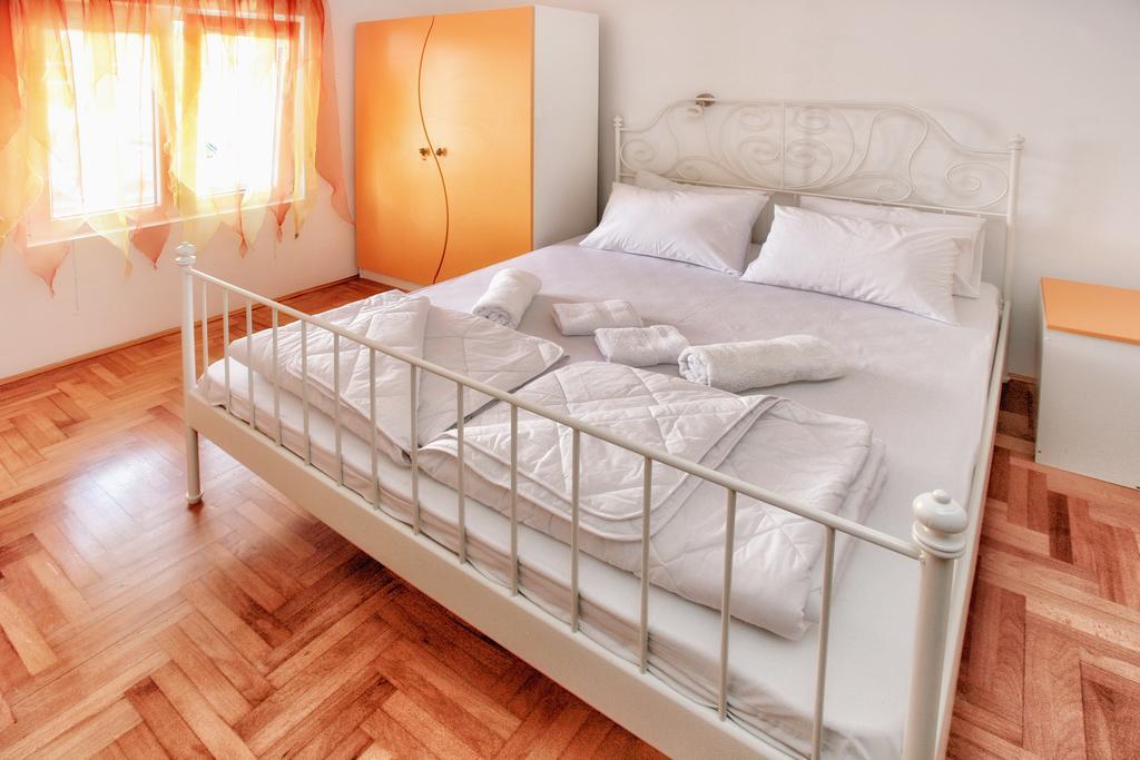 Apartments Villa Happy Mrcevac 外观 照片
