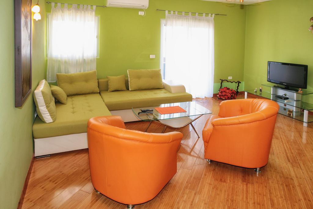 Apartments Villa Happy Mrcevac 外观 照片