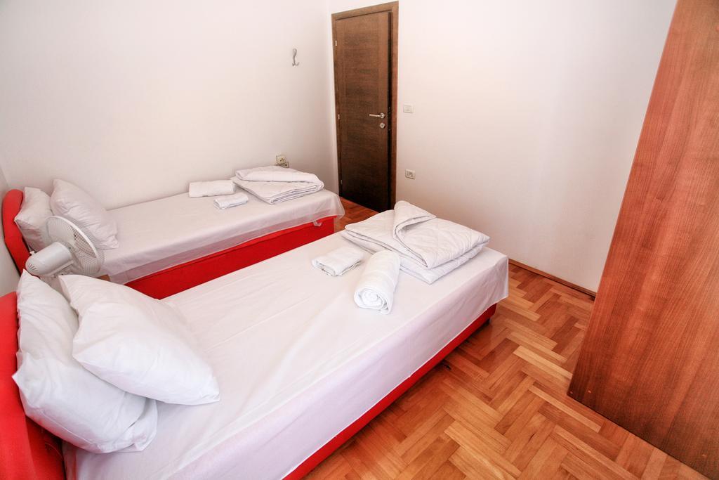 Apartments Villa Happy Mrcevac 外观 照片