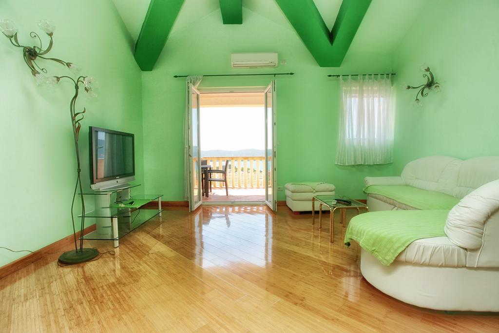 Apartments Villa Happy Mrcevac 外观 照片