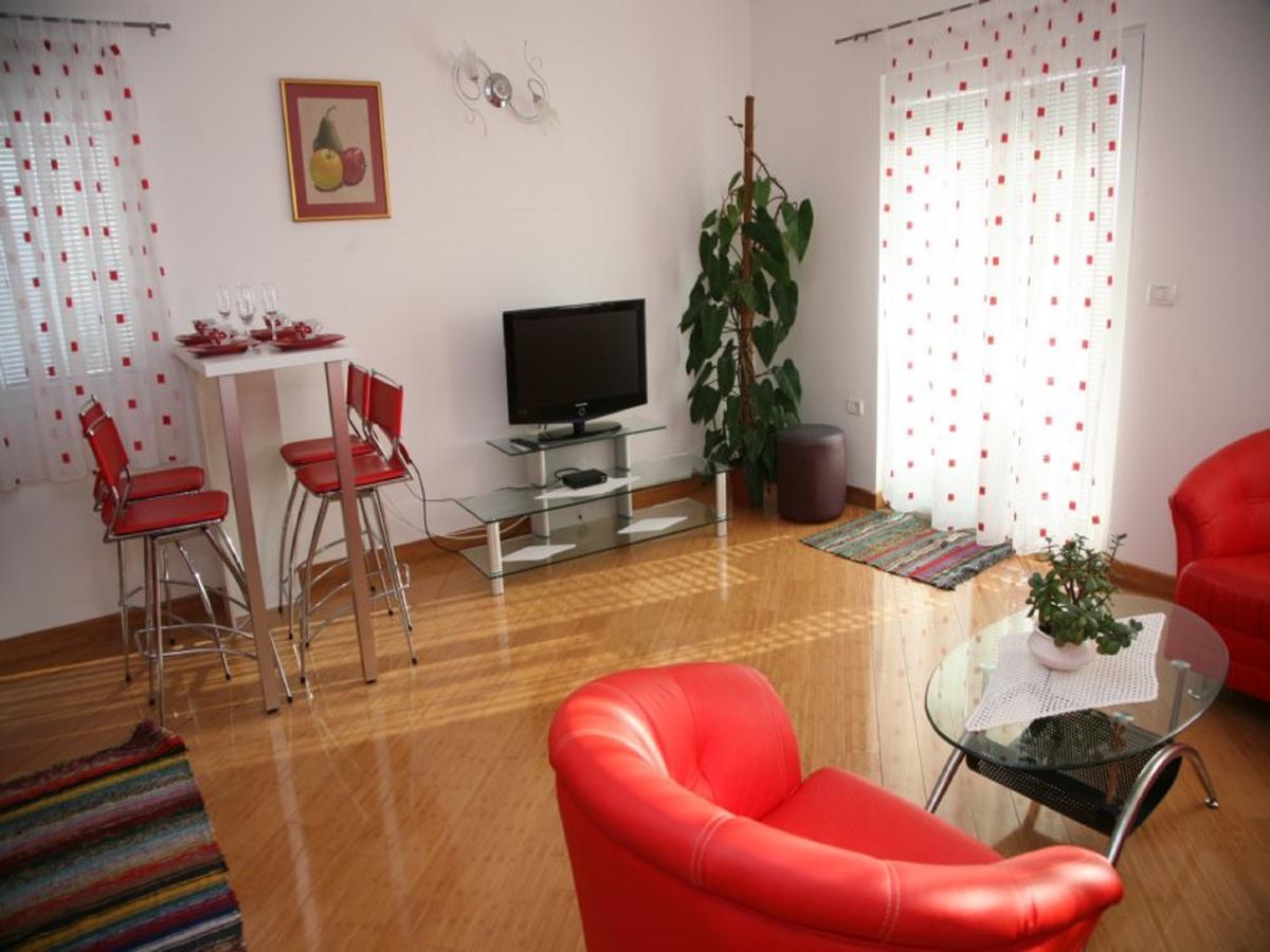 Apartments Villa Happy Mrcevac 外观 照片